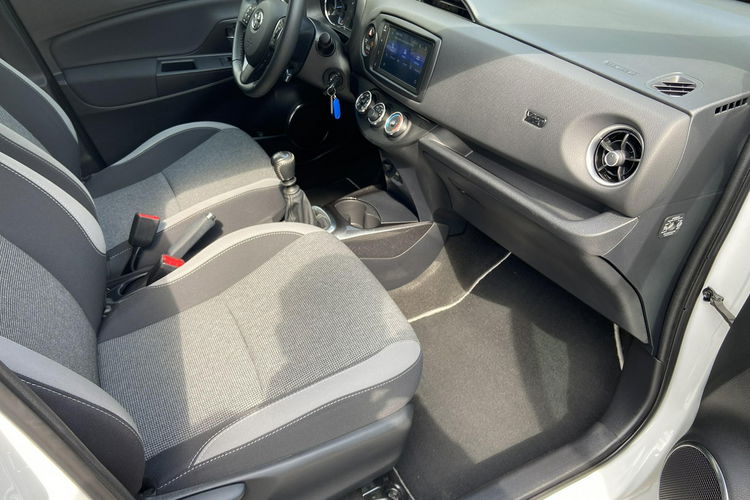 Toyota Yaris 1.5 VVTi 111KM PREMIUM CITY STYLE Y20, salon PL, gwarancja, FV23% zdjęcie 26