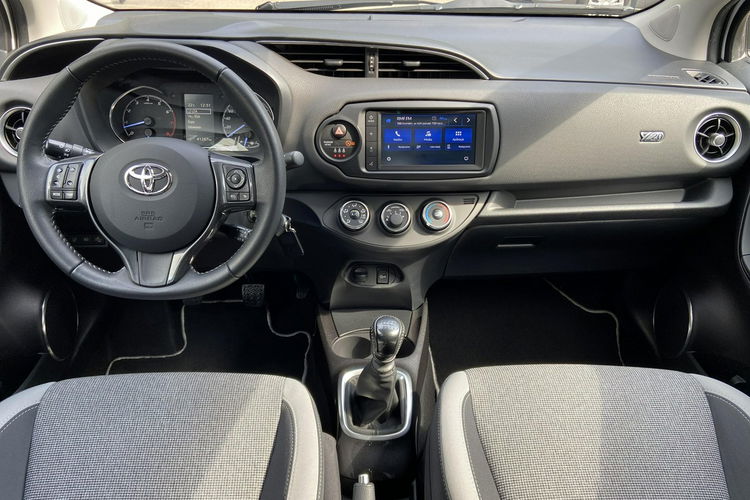 Toyota Yaris 1.5 VVTi 111KM PREMIUM CITY STYLE Y20, salon PL, gwarancja, FV23% zdjęcie 9
