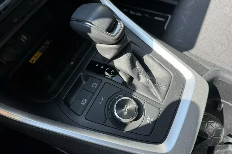 Toyota rav4 zdjęcie 16