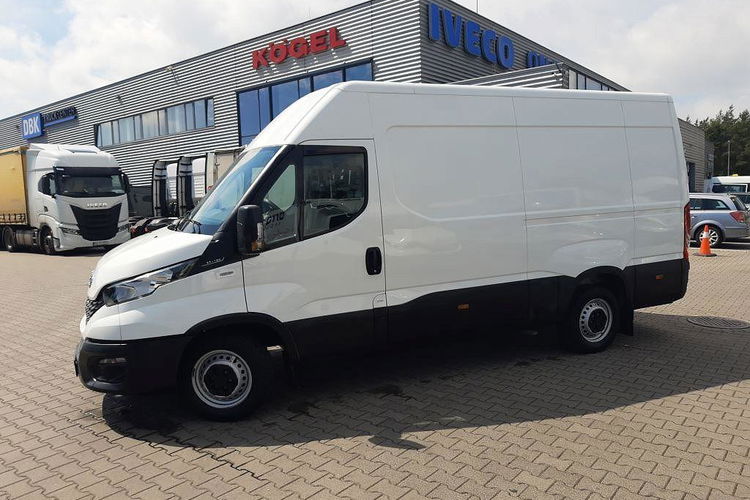 Iveco DAILY 35S16 zdjęcie 3