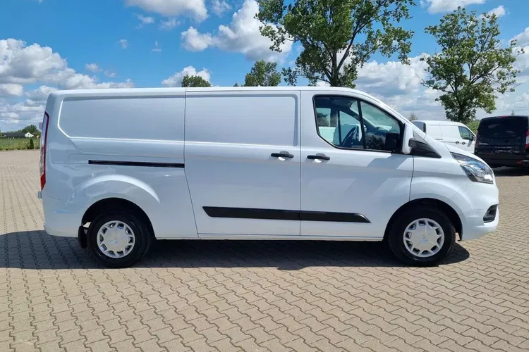 Ford transit-custom Long 79999zł NETTO 2.0TdCi/131KM zdjęcie 5