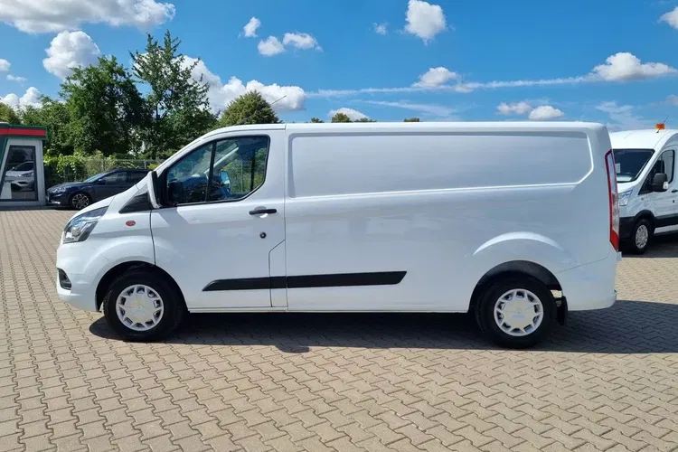 Ford transit-custom Long 79999zł NETTO 2.0TdCi/131KM zdjęcie 6