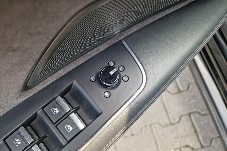 A8 Audi A8 Bezwypadkowy FakturaVat Brutto SerwisAudi BardzoBogata zdjęcie 11