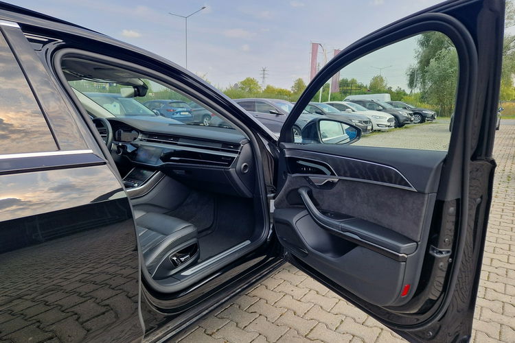 A8 Audi A8 Bezwypadkowy FakturaVat Brutto SerwisAudi BardzoBogata zdjęcie 36