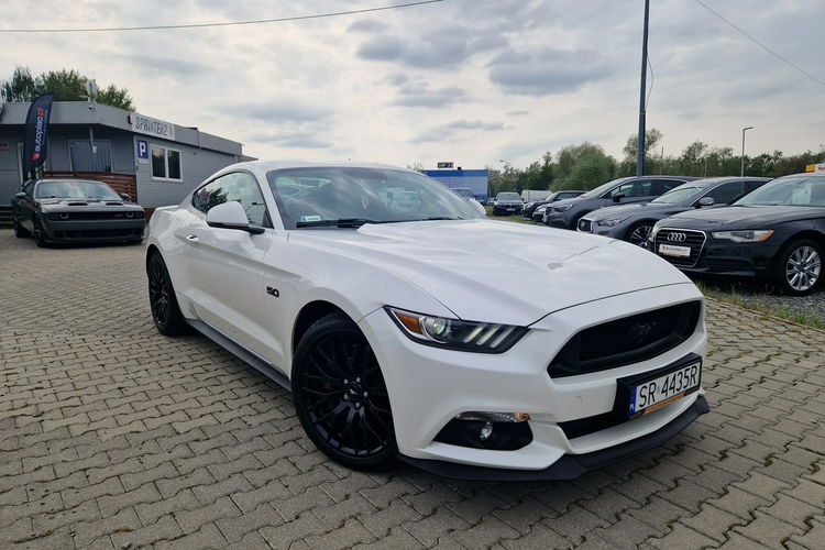 Mustang Ford Mustang PolskiSalon KlimatyzowaneFotele Stan Wzorowy zdjęcie 4