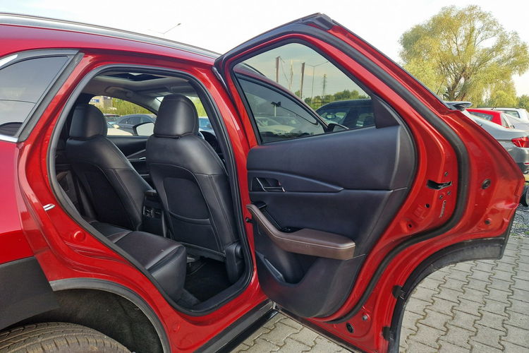 CX-30 Mazda CX-30 HeadUp BOSE Szyber Skóra KeyLess Ele.Klapa Aut.Długie zdjęcie 34