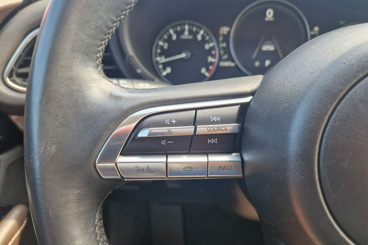 CX-30 Mazda CX-30 HeadUp BOSE Szyber Skóra KeyLess Ele.Klapa Aut.Długie zdjęcie 16