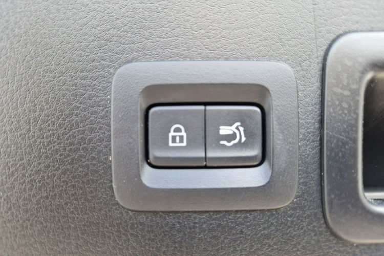 CX-30 Mazda CX-30 HeadUp BOSE Szyber Skóra KeyLess Ele.Klapa Aut.Długie zdjęcie 8