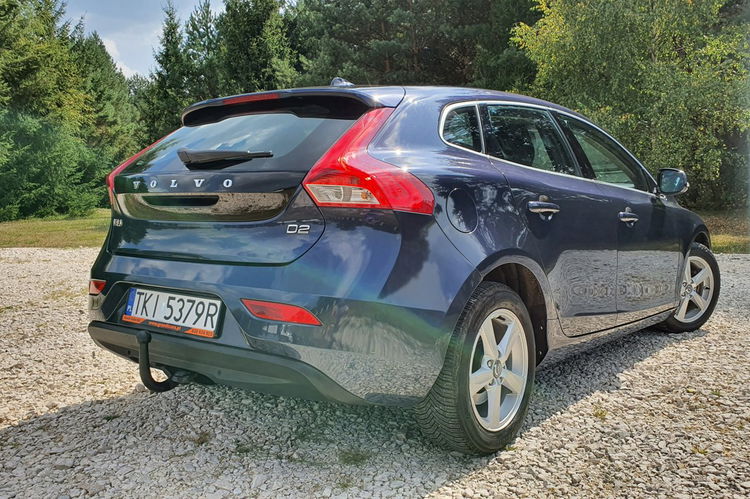 Volvo V40 1.6 D2 115KM # Momentum # Navi # Pół Skóra # Parktronic # Zadbany zdjęcie 2