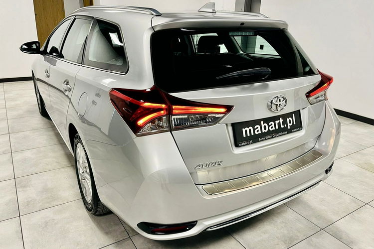 Toyota Auris 1.6 110KM PREMIUM+NAVI 100.000km BiXenon KeyLessGo Alu 16 Full NIEMCY zdjęcie 2