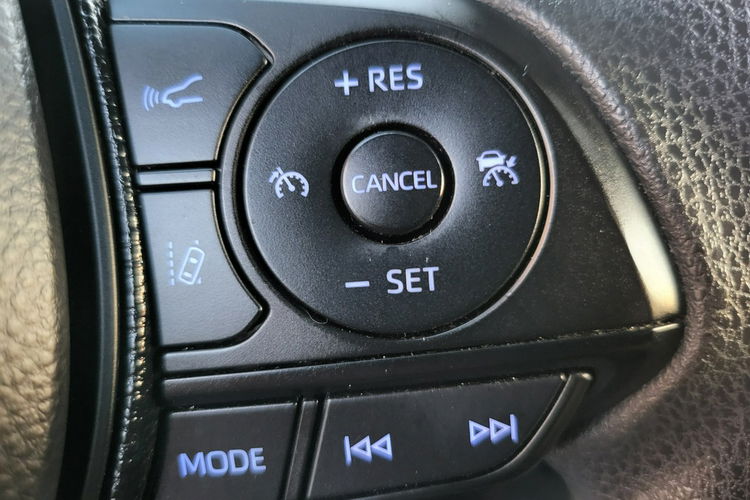 Toyota Corolla 19r Salon Polska 1.8 HYBRID Gwarancja BEZWYPADKOWE zdjęcie 12