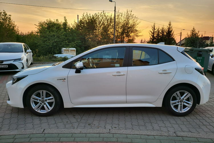Toyota Corolla 19r Salon Polska 1.8 HYBRID Gwarancja BEZWYPADKOWE zdjęcie 15