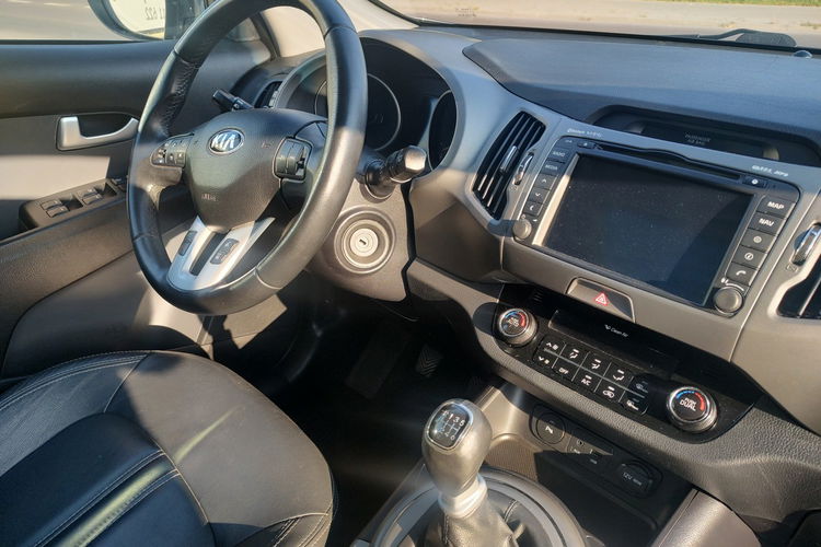 Kia Sportage 1.6 GDi 16V 135KM Klimatronic Navi Panorama zdjęcie 23