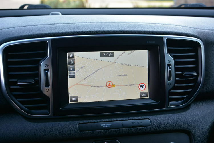 Kia Sportage 1.7CRD-I 141KM Automat Ledy Navi Kamera Asystent Pasa Grz.Kierownica zdjęcie 24