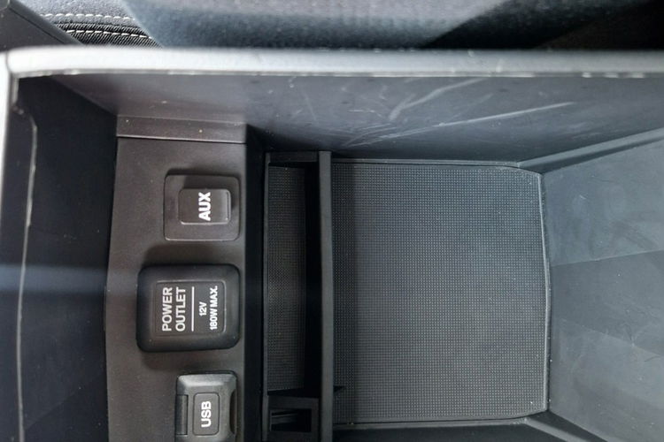 Honda Civic 1.8 benzynka. Led. Kamera. Ksenon zdjęcie 41
