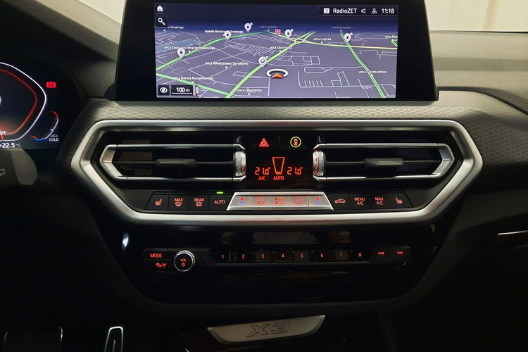 BMW X3 xDrive20d M Pakiet Tempomat Podgrzewane Fotele Dostęp Komfort Relingi zdjęcie 24