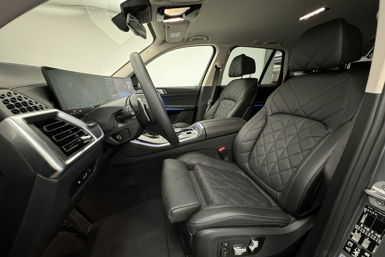 BMW X5 xDrive30d Podgrzewane Fotele Komfortowe Tempomat LED Relingi Harman zdjęcie 15
