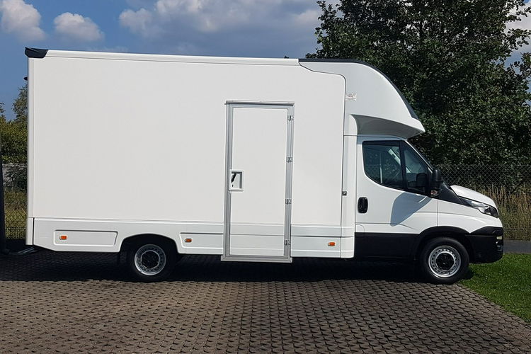 Iveco Daily KONTENER NISKOPODŁOGOWY 4.31x2.24x2.42 SKLEP KAMPER KLIMA FOODTRUCK zdjęcie 12