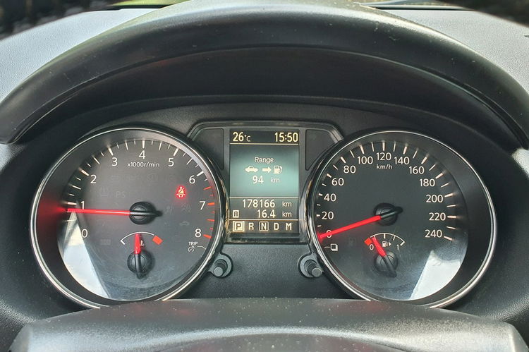 Nissan Qashqai 2.0 # Automat # Climatronic # Panorama # KeyLess # Skóra # Xenon zdjęcie 18