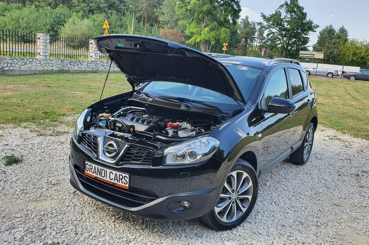 Nissan Qashqai 2.0 # Automat # Climatronic # Panorama # KeyLess # Skóra # Xenon zdjęcie 30