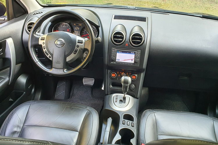 Nissan Qashqai 2.0 # Automat # Climatronic # Panorama # KeyLess # Skóra # Xenon zdjęcie 5