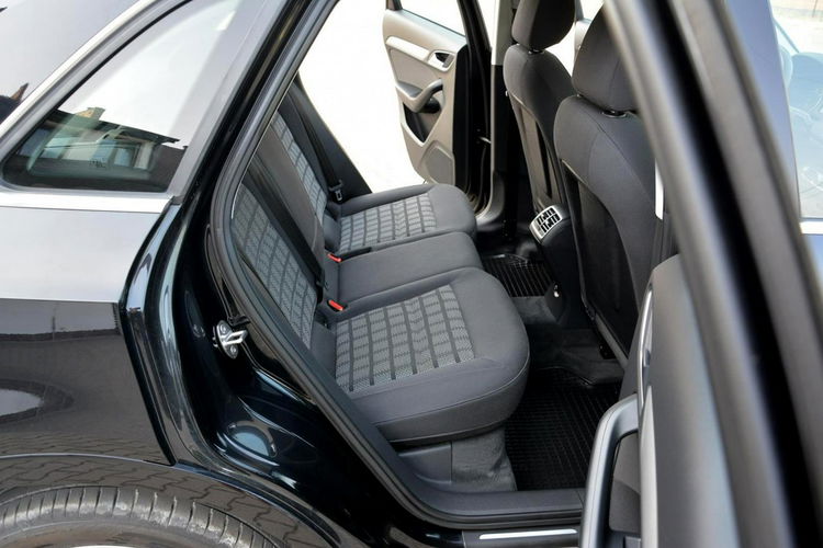 Q3 S-Line Quattro Ledy bi-Xenon Navi Alu18" z Niemiec ASO Audi zdjęcie 18