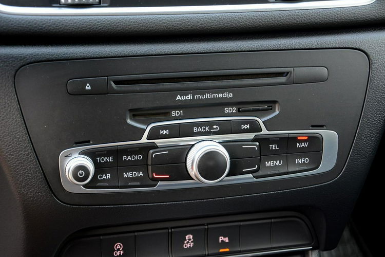 Q3 S-Line Quattro Ledy bi-Xenon Navi Alu18" z Niemiec ASO Audi zdjęcie 29