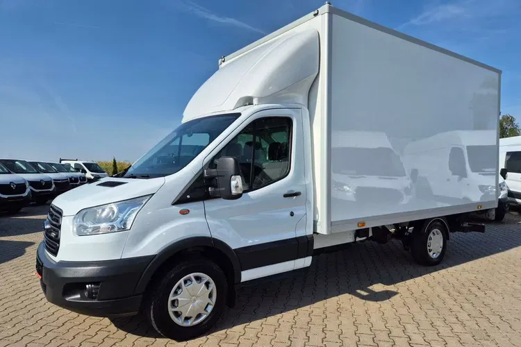 Ford Transit Kontener 8 ePAL 64900zł NETTO 2.0 TdCI/170KM zdjęcie 4