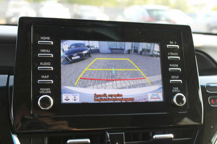Toyota Camry 2.5 Hybrid e-CTV Comfort F-vat Kamera Gwarancja zdjęcie 23