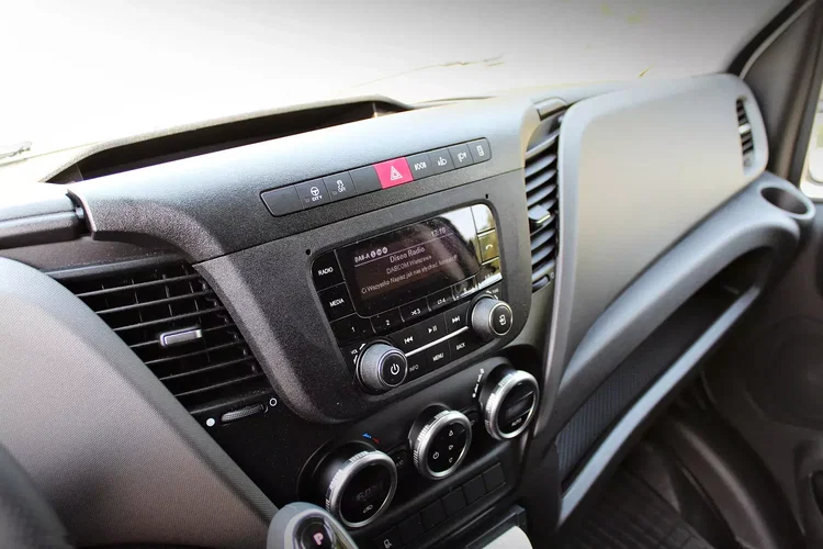 Iveco Daily 35S18 HiMatic / Chłodnia - Multitemp / Wejkama / Międzynarodowa zdjęcie 21