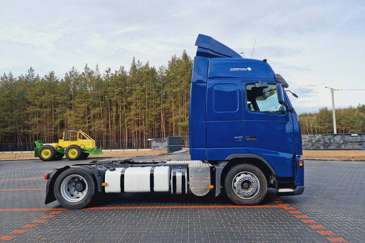 Volvo FH 13 440 Globetrotter automat mega 2007 FH 13 440 Globetrotter automat mega 2007 zdjęcie 5