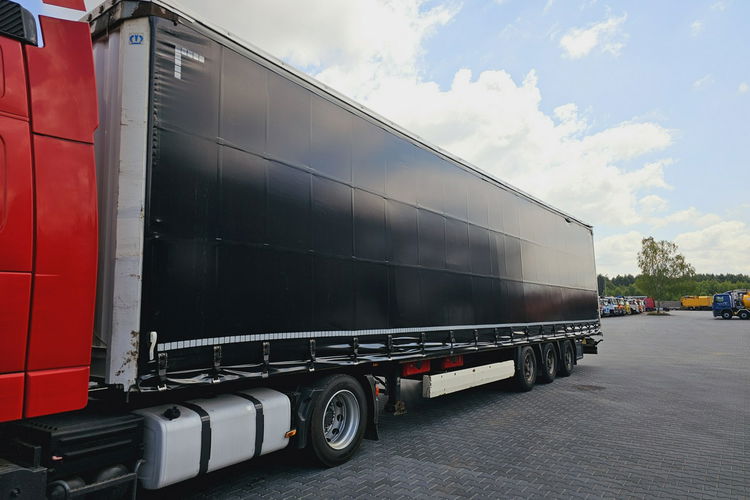 Volvo FH13 XXL 420 2011 r MEGA klima dachowa + KRONE FH13 XXL 420 2011 r MEGA low deck + KRONE zdjęcie 2