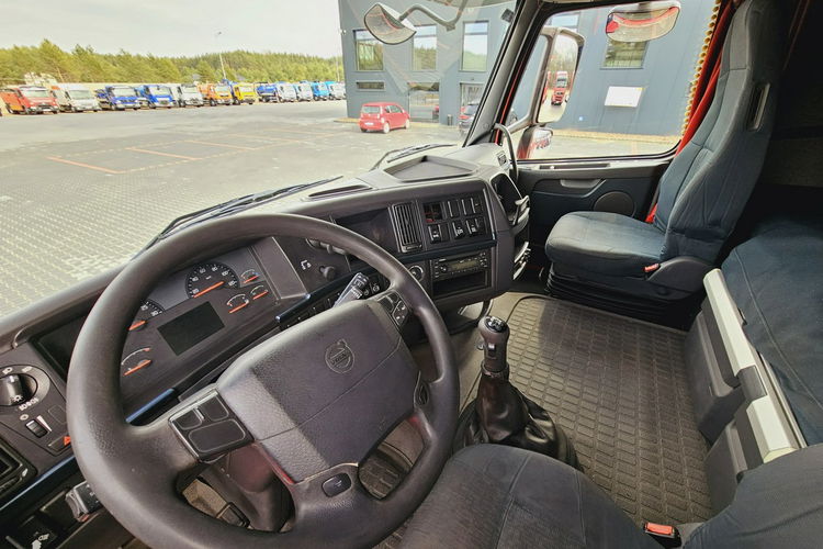 Volvo FH13 XXL 420 2011 r MEGA klima dachowa + KRONE FH13 XXL 420 2011 r MEGA low deck + KRONE zdjęcie 40