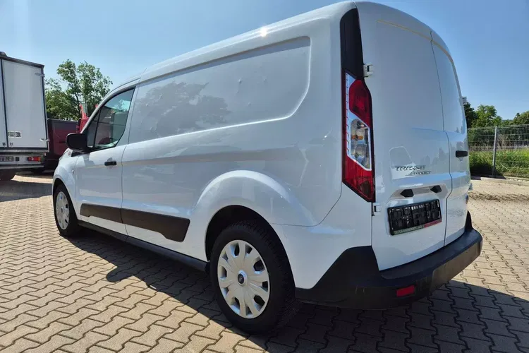 Ford Transit Connect Long 49999zł NETTO 1, 5TdCi/120KM zdjęcie 9