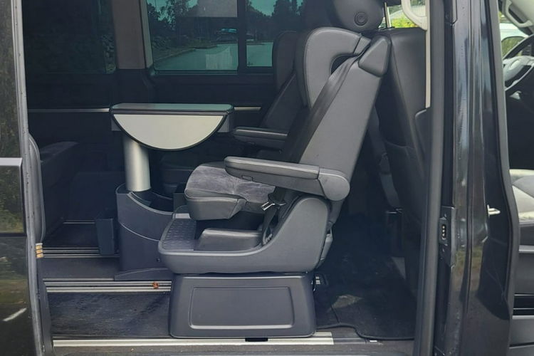 Volkswagen Multivan 2.5tdi 131km Highline Automat 7 osobowy kamera cofania nawigacja zdjęcie 28