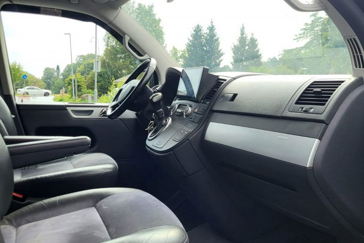 Volkswagen Multivan 2.5tdi 131km Highline Automat 7 osobowy kamera cofania nawigacja zdjęcie 31