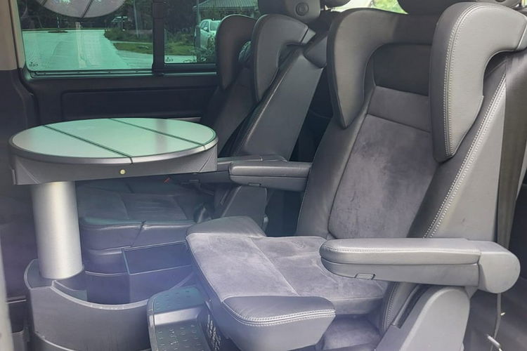 Volkswagen Multivan 2.5tdi 131km Highline Automat 7 osobowy kamera cofania nawigacja zdjęcie 37