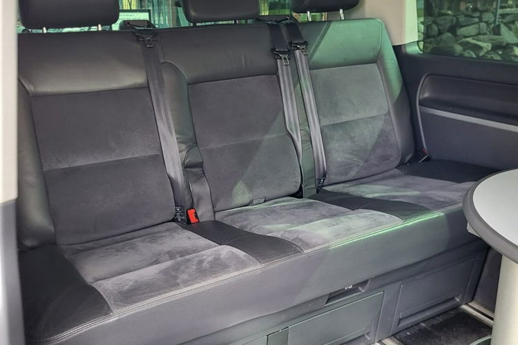 Volkswagen Multivan 2.5tdi 131km Highline Automat 7 osobowy kamera cofania nawigacja zdjęcie 39