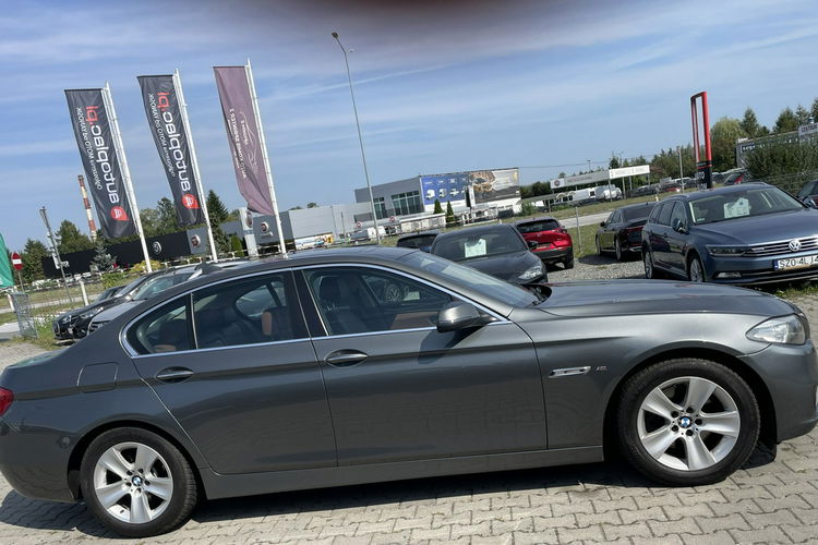 BMW 528 Lift 528 XD 245 PS Bogata wersja Mały Przebieg zdjęcie 11