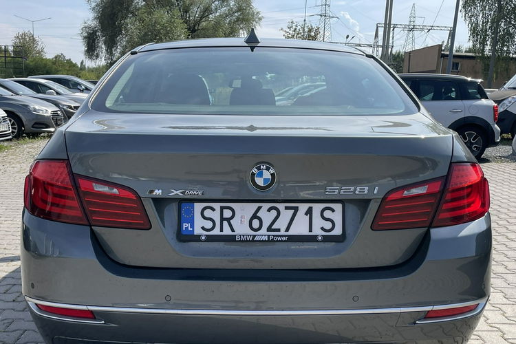 BMW 528 Lift 528 XD 245 PS Bogata wersja Mały Przebieg zdjęcie 12