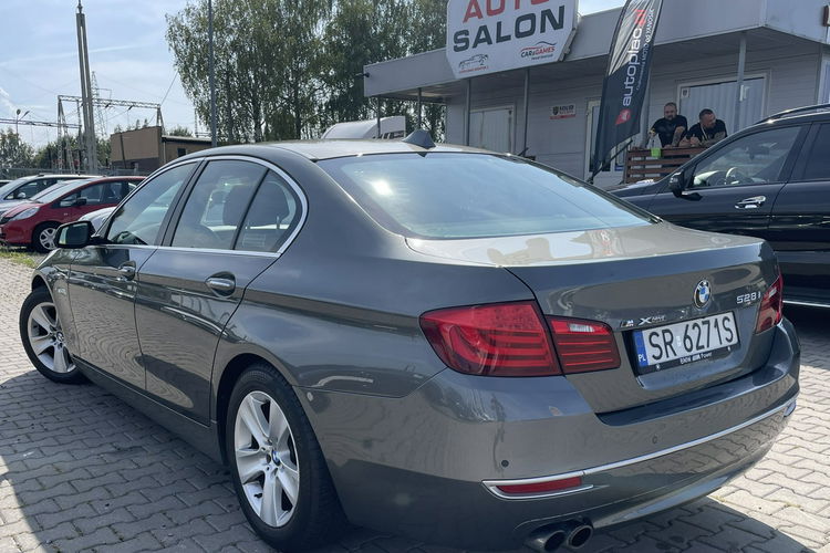 BMW 528 Lift 528 XD 245 PS Bogata wersja Mały Przebieg zdjęcie 4