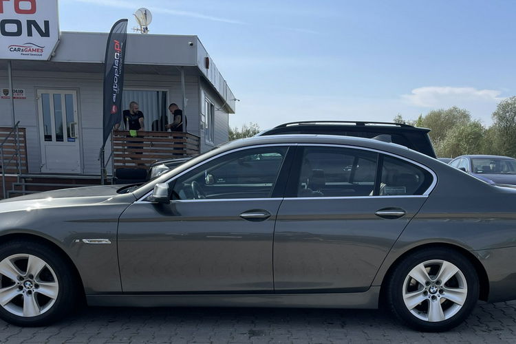 BMW 528 Lift 528 XD 245 PS Bogata wersja Mały Przebieg zdjęcie 9