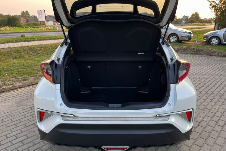 Toyota C-HR Hybryda Niski Przebieg Gwarancja zdjęcie 28