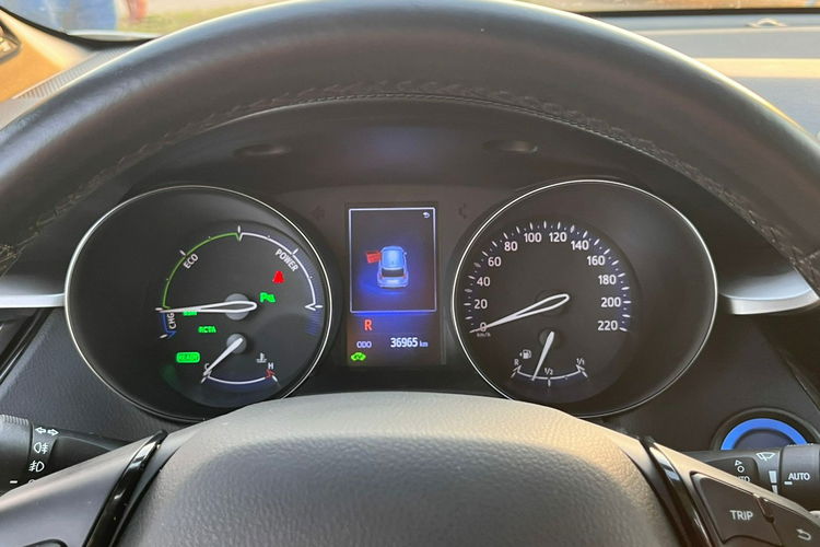 Toyota C-HR Hybryda Niski Przebieg Gwarancja zdjęcie 29