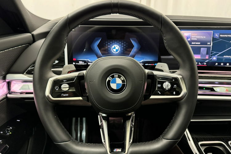 BMW 740 740d xDrive M Pakiet PRO Wielofunkcyjne Komforty z Pamięcią Bowers Hak zdjęcie 25