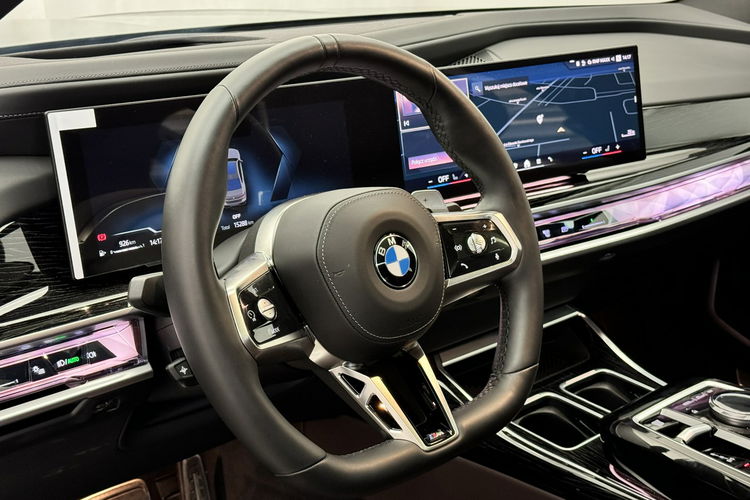 BMW 740 740d xDrive M Pakiet PRO Wielofunkcyjne Komforty z Pamięcią Bowers Hak zdjęcie 27