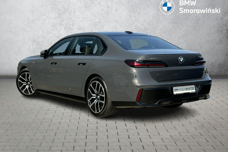 BMW 740 740d xDrive M Pakiet PRO Wielofunkcyjne Komforty z Pamięcią Bowers Hak zdjęcie 3