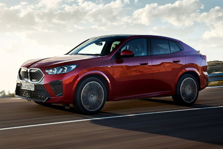 BMW iX2 xDrive30 zdjęcie 2