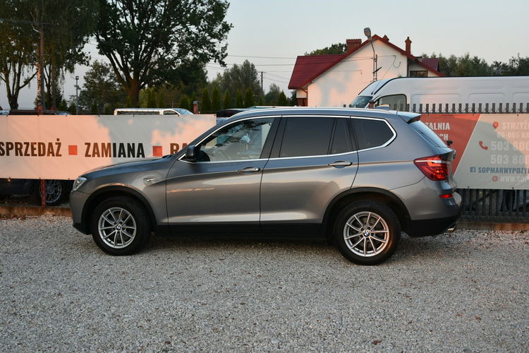 BMW X3 2.0d Automat 2015r. HeadUp el. klapa Keyless Kamera HKaudio rolety HAK zdjęcie 3