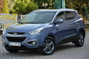Hyundai ix35 Lift Premium 4WD Xenon Ledy Skóry Panorama Webasto 2xParkt Park Assist zdjęcie 2